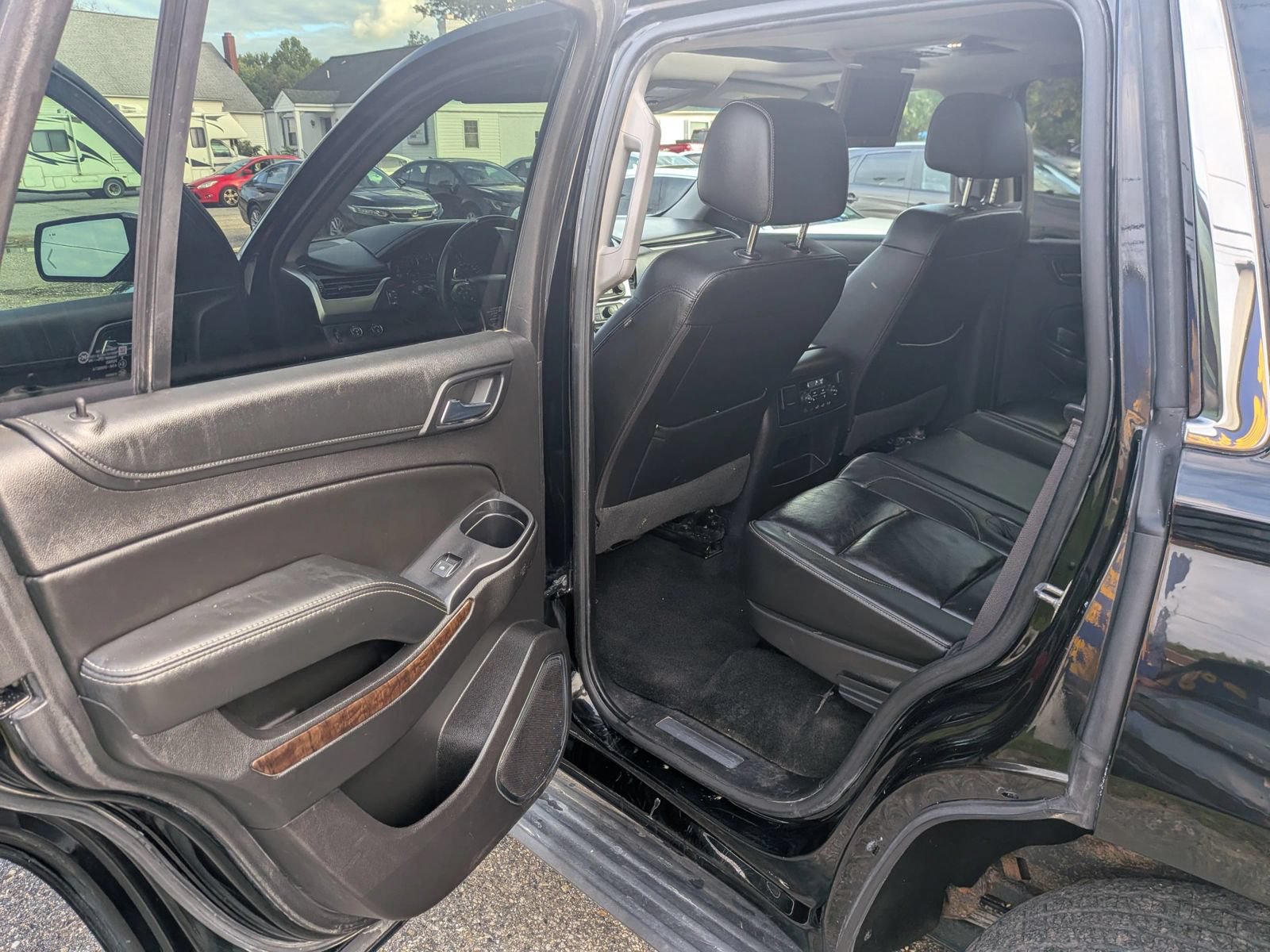 Used 2017 Chevrolet Tahoe LT AWD/4WD image 28