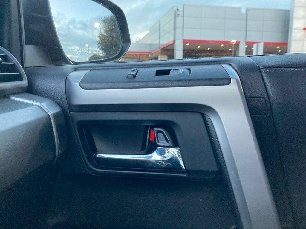 Used 2022 Toyota 4Runner SR5 Premium w/ Moonroof Package RWD image 29
