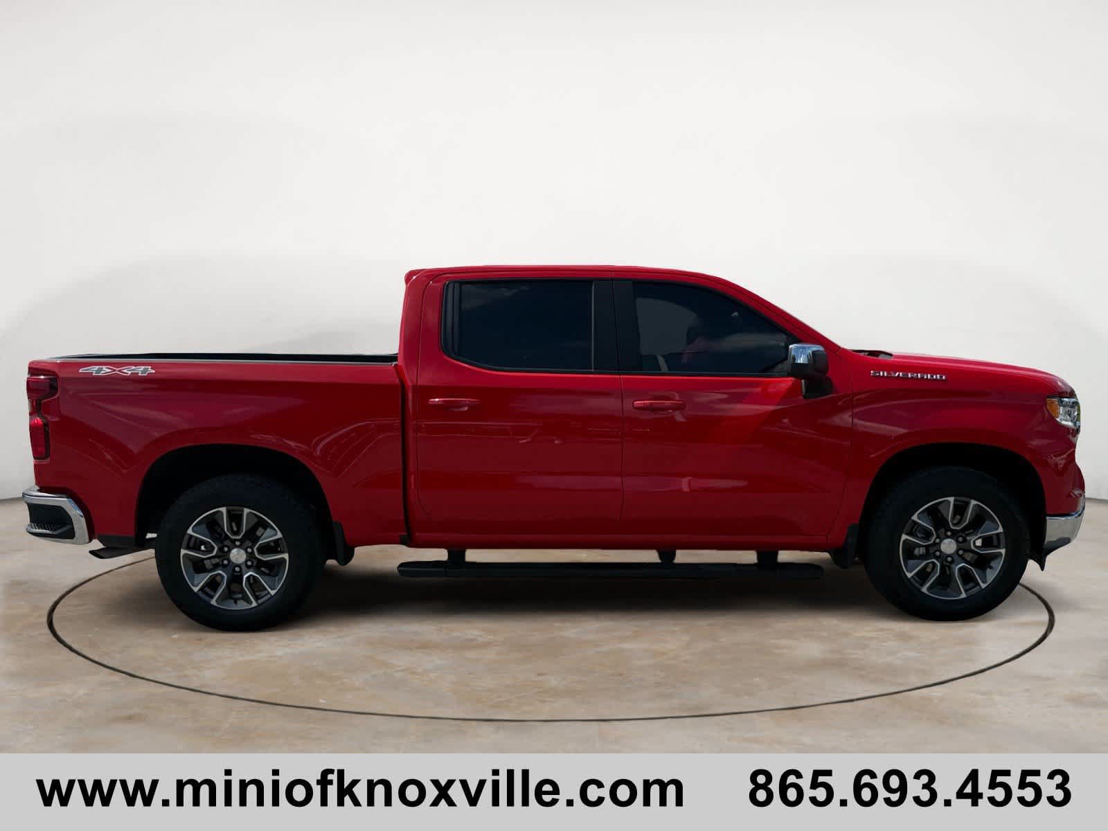 Used 2023 Chevrolet Silverado 1500 LT w/ Protection Package AWD/4WD image 2