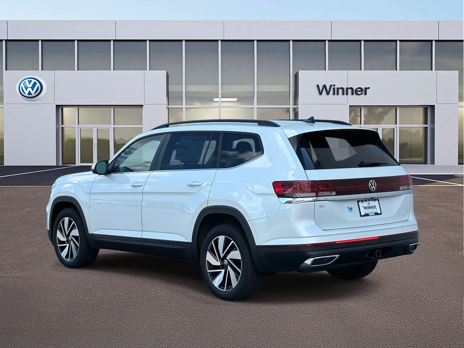 New 2026 Volkswagen Atlas SE image 3