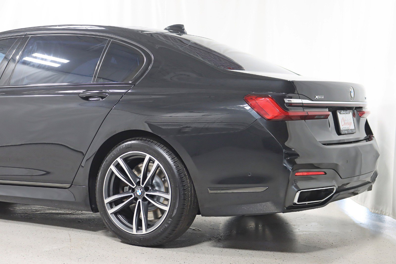 Used 2020 BMW 750i xDrive w/ Executive Package AWD/4WD image 10