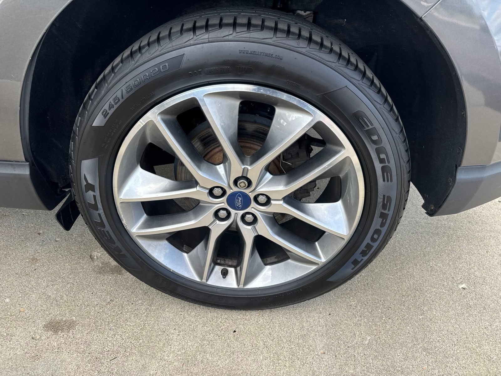 Used 2017 Ford Edge Titanium w/ Equipment Group 301A AWD/4WD image 11