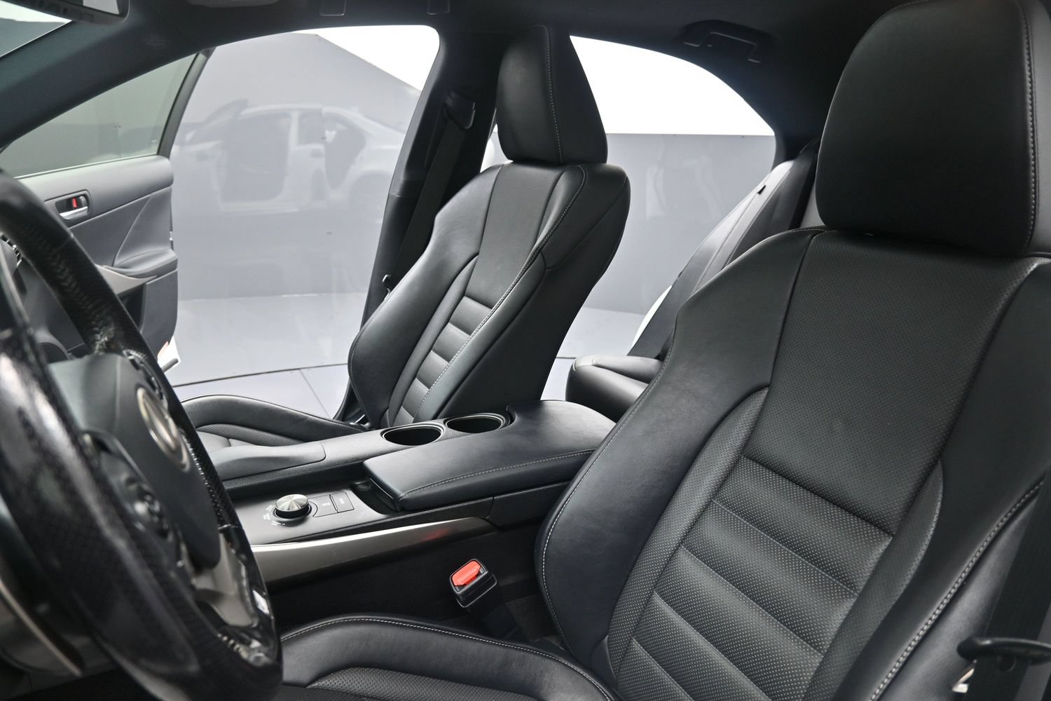 Used 2016 Lexus IS 200t RWD image 18