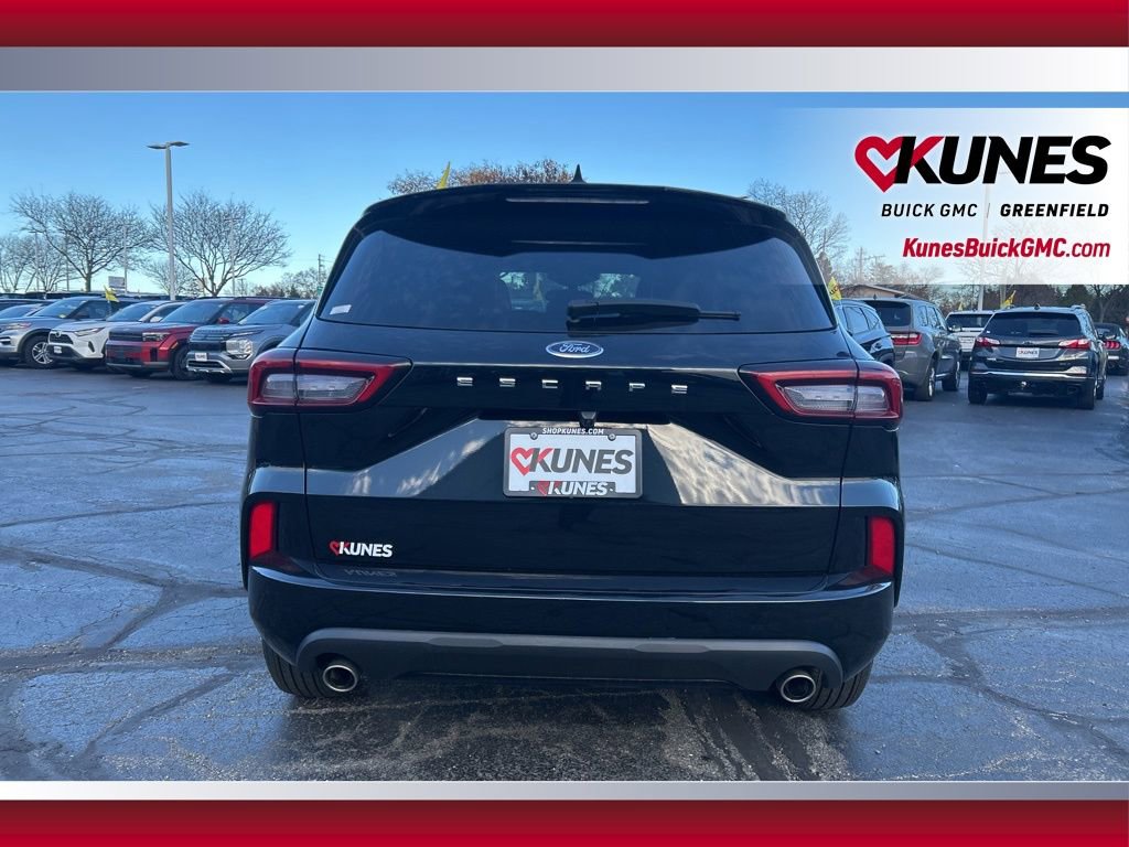 Used 2024 Ford Escape ST-Line image 6