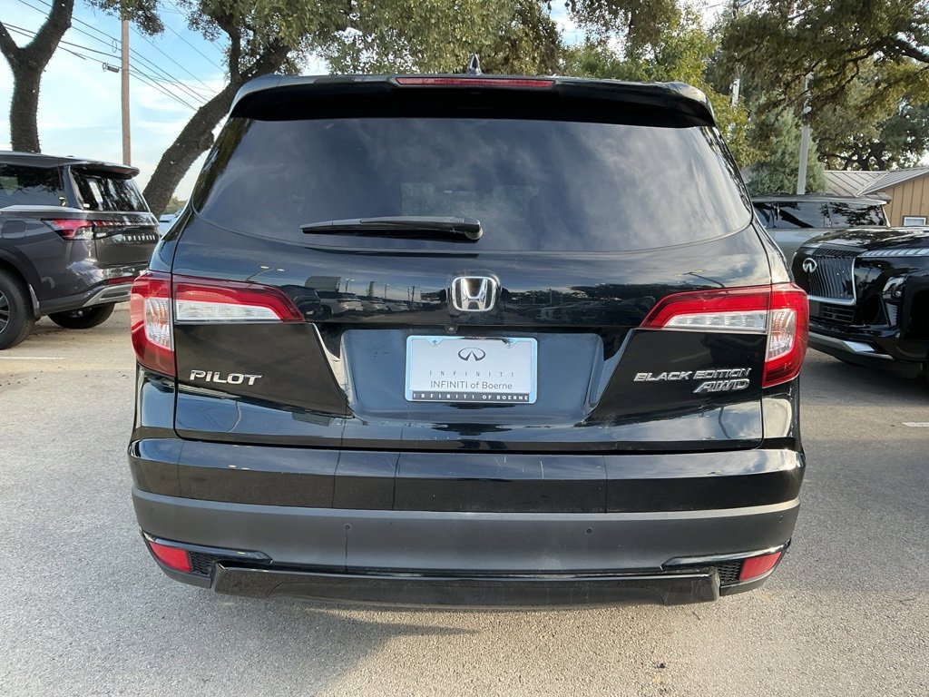 Used 2020 Honda Pilot Black Edition image 4