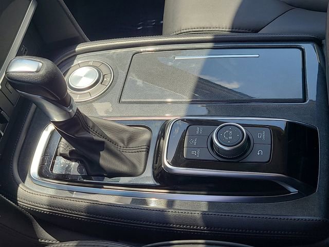 Used 2024 Nissan Armada SV RWD image 29