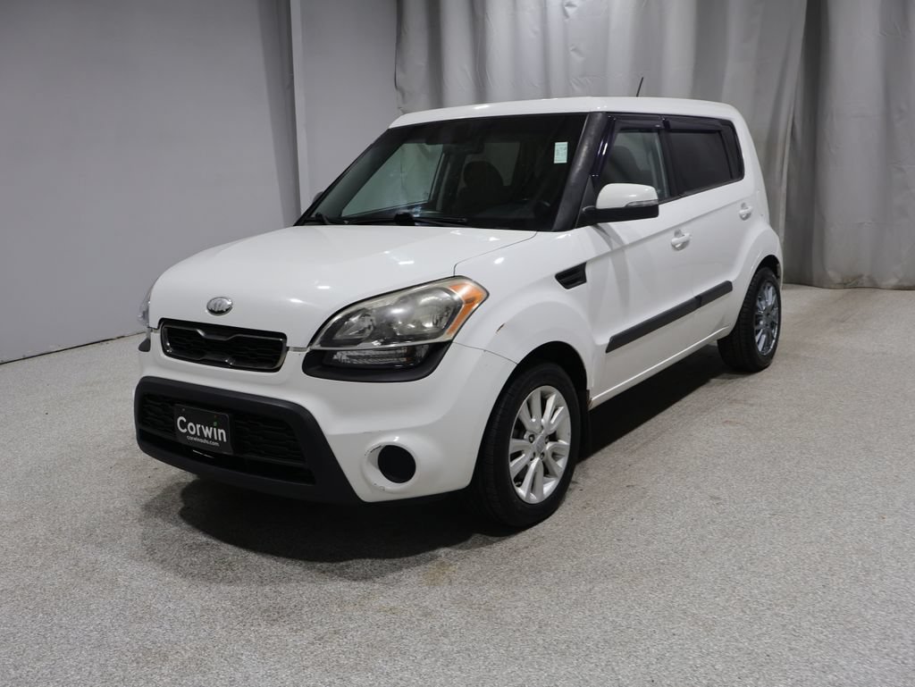 Used 2013 Kia Soul + FWD image 7