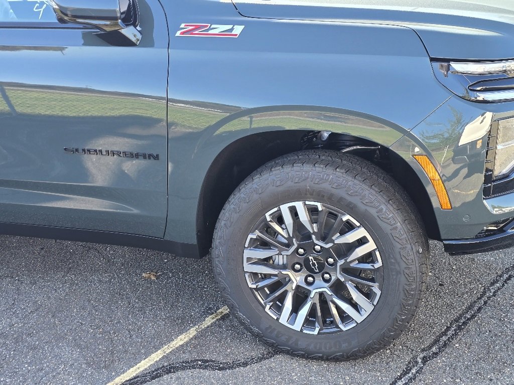New 2026 Chevrolet Suburban Z71 w/ Comfort Package image 12