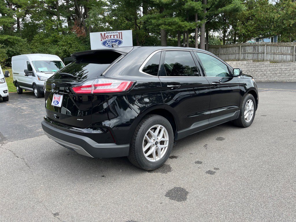 Used 2024 Ford Edge SEL image 6