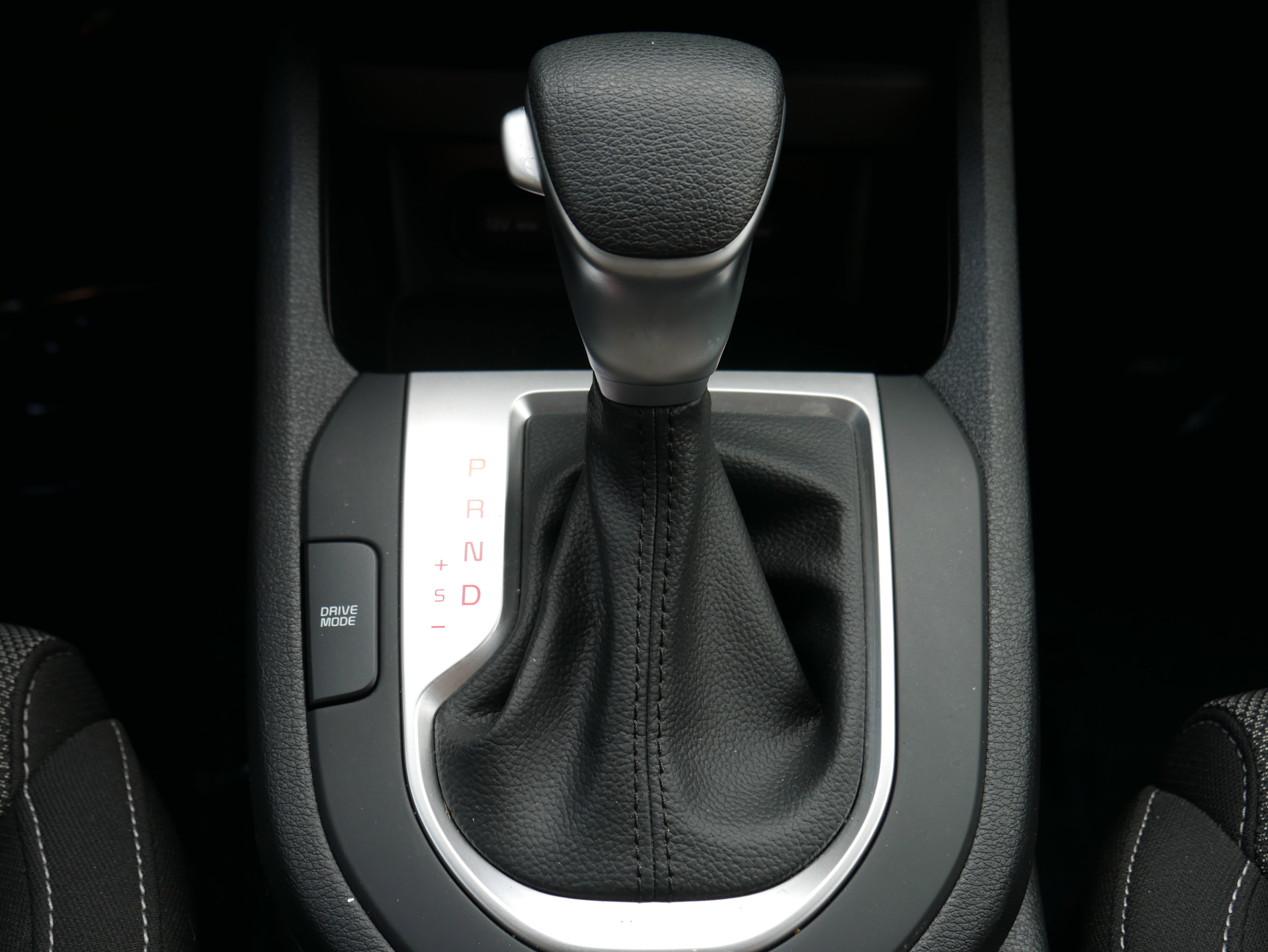 Certified 2023 Kia Forte LXS w/ LXS Technology Package image 20