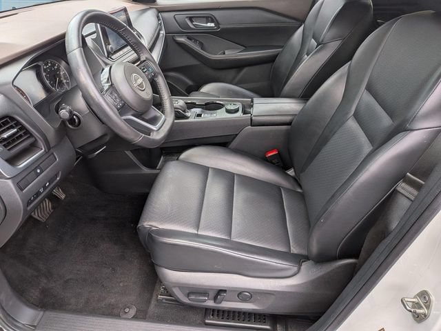 Certified 2023 Nissan Rogue SV w/ SV Premium B Package AWD/4WD image 13