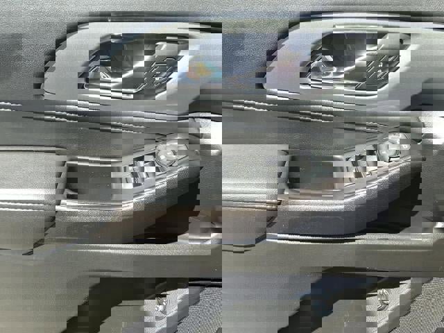 Used 2023 Chevrolet Traverse LT w/ LPO, Floor Liner Package image 15