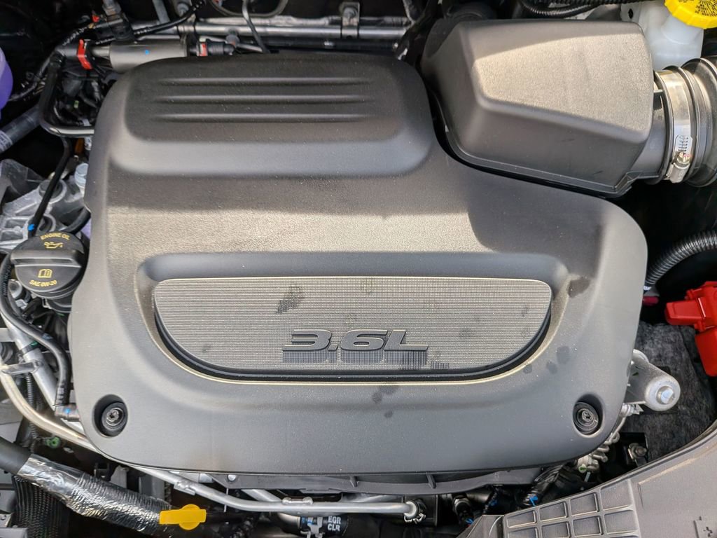 New 2026 Chrysler Pacifica Limited image 18