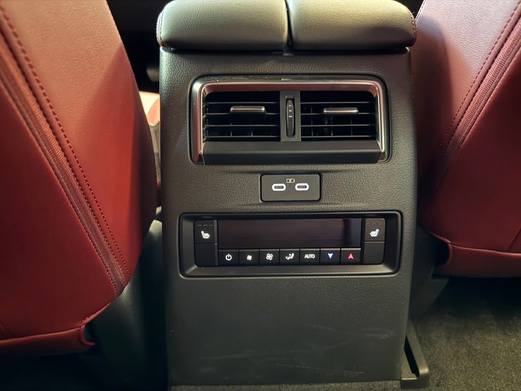 New 2025 MAZDA CX-70 Plug-In Hybrid w/ Premium Plus image 35