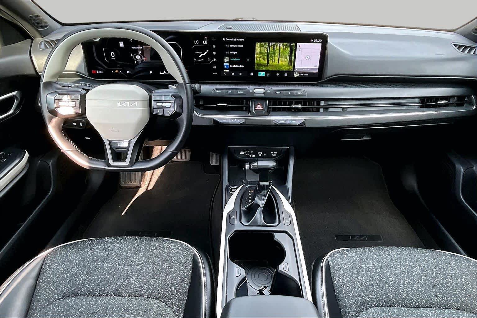 Used 2025 Kia K4 GT-Line w/ GT-Line Sunroof Package FWD image 16