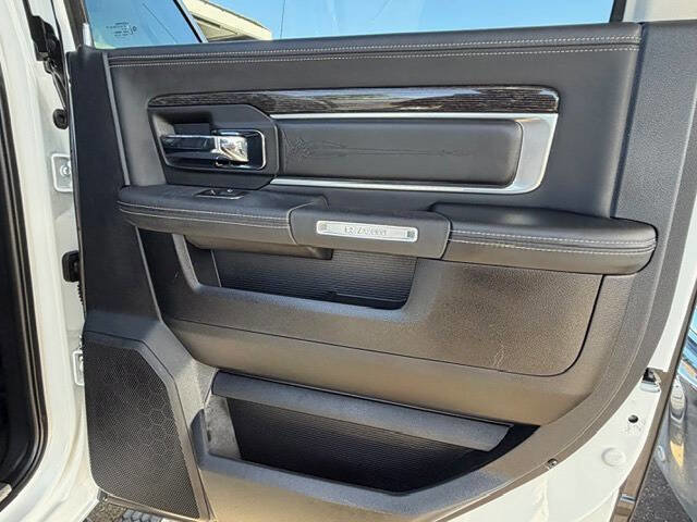 Used 2015 RAM 2500 Limited AWD/4WD image 44