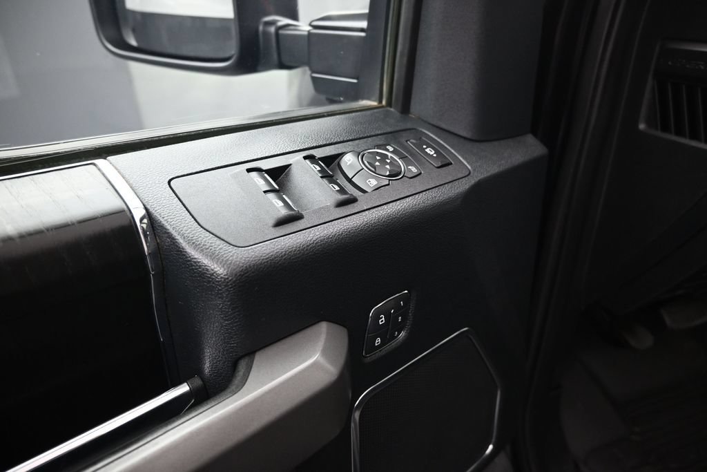 Used 2019 Ford F250 Platinum w/ Platinum Ultimate Package AWD/4WD image 10