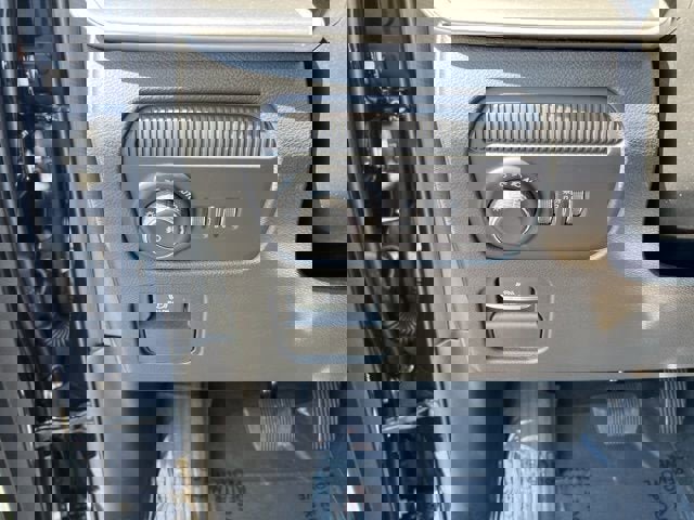 New 2025 Jeep Wagoneer 4WD w/ HD Trailer Tow Package image 15