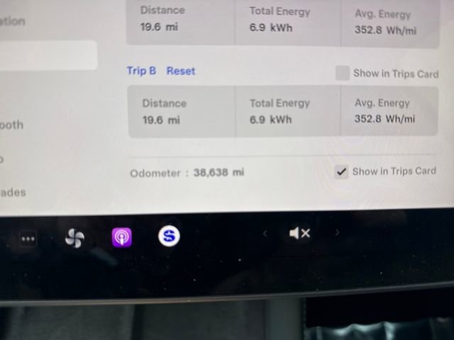 Used 2023 Tesla Model Y Long Range image 13