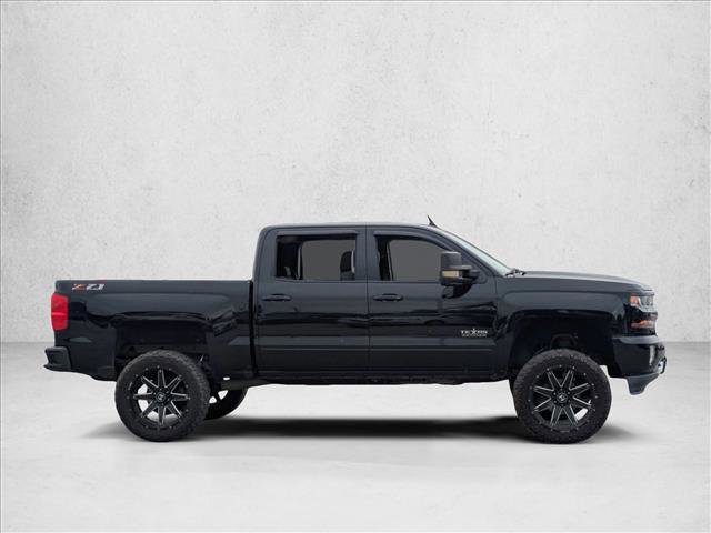 Used 2018 Chevrolet Silverado 1500 LT w/ Texas Edition image 4