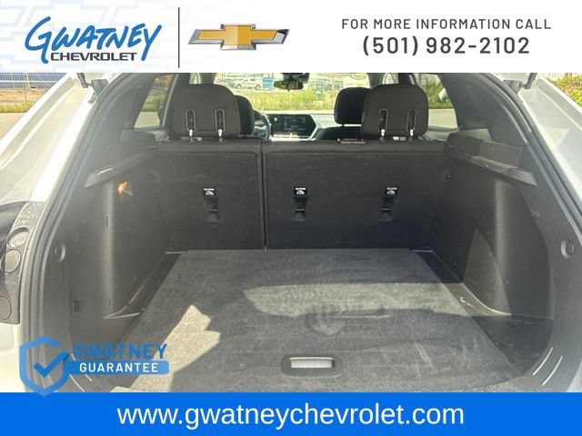 Used 2025 Chevrolet Trax RS w/ Driver Confidence Package FWD image 21