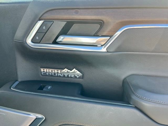 Used 2024 Chevrolet Silverado 1500 High Country w/ Technology Package AWD/4WD image 24