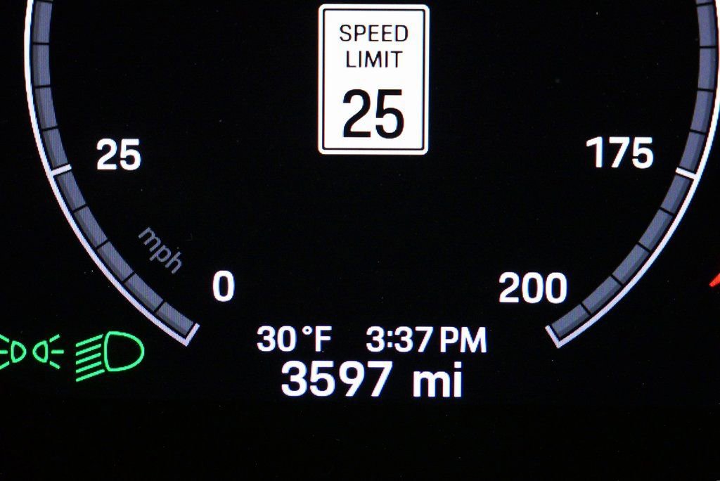 Used 2025 Porsche Cayenne GTS image 26