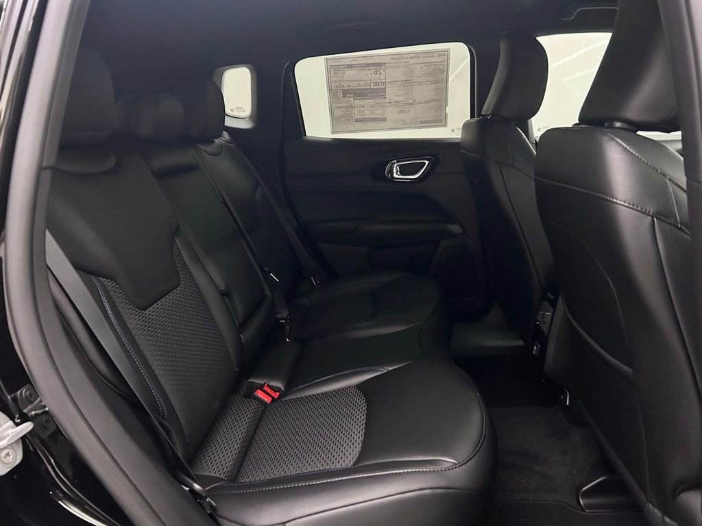 New 2026 Jeep Compass Latitude AWD/4WD image 15
