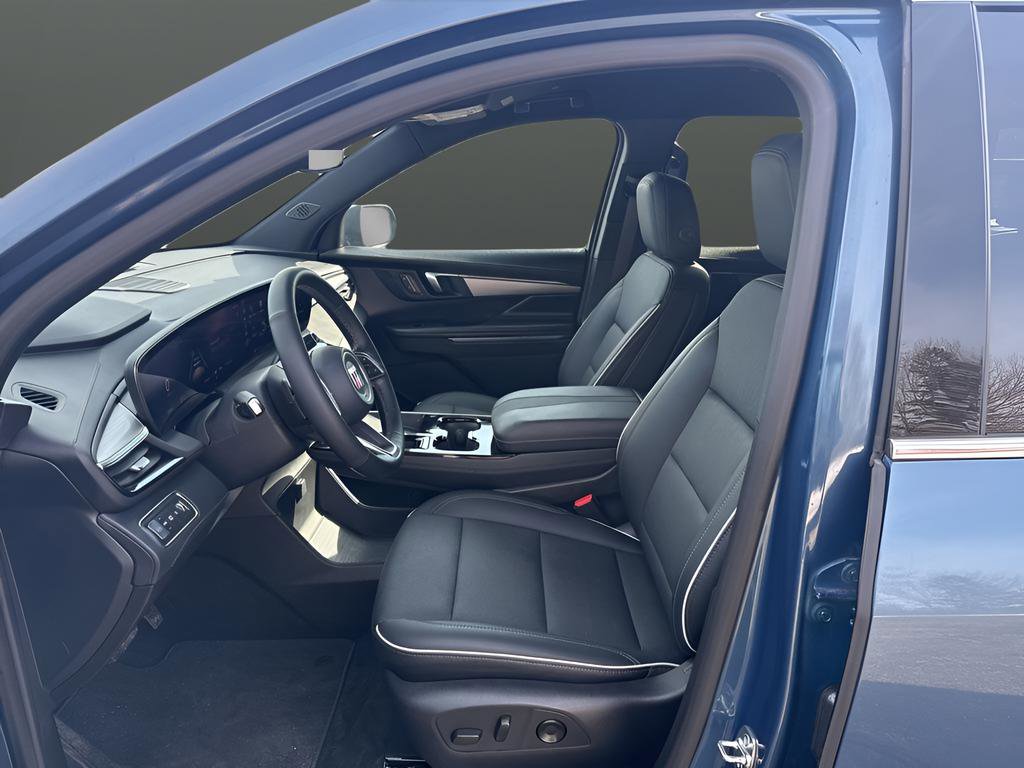 Used 2025 Buick Enclave Preferred FWD image 24