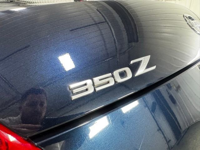 Used 2007 Nissan 350Z Touring image 25