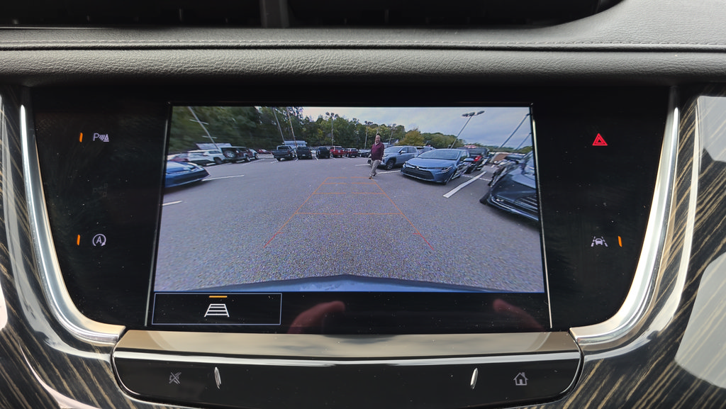 Used 2022 Cadillac XT6 Premium Luxury AWD/4WD image 18