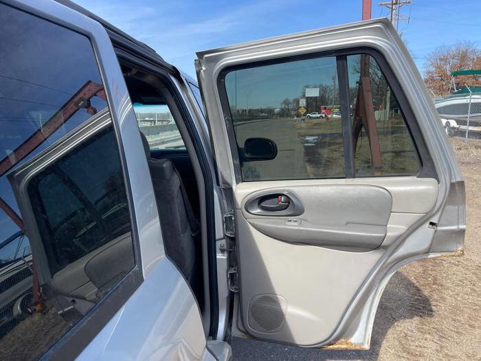 Used 2004 Chevrolet TrailBlazer LT image 30