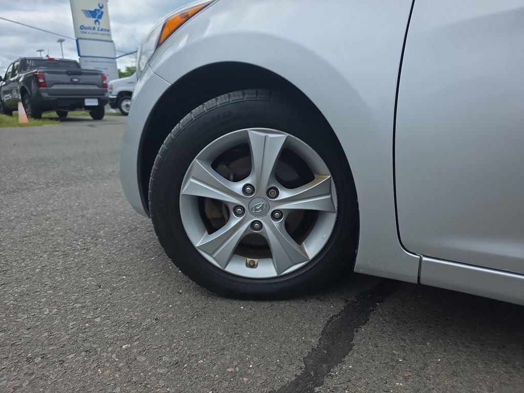 Used 2016 Hyundai Elantra Value Edition FWD image 13
