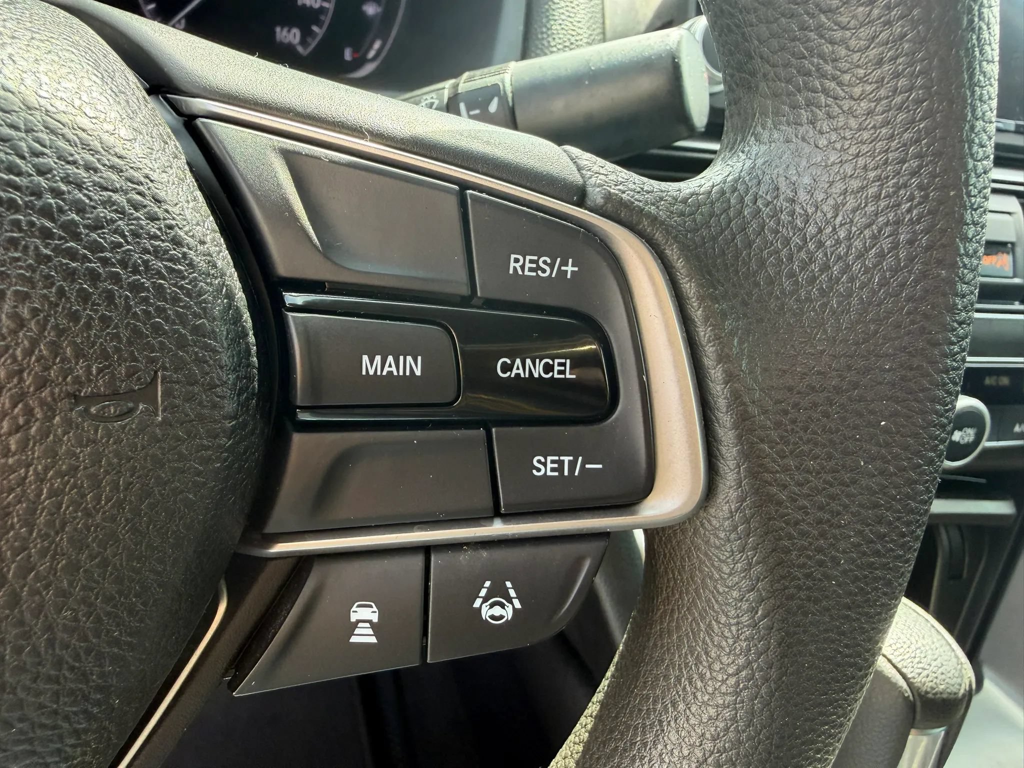 Used 2018 Honda Accord LX image 34
