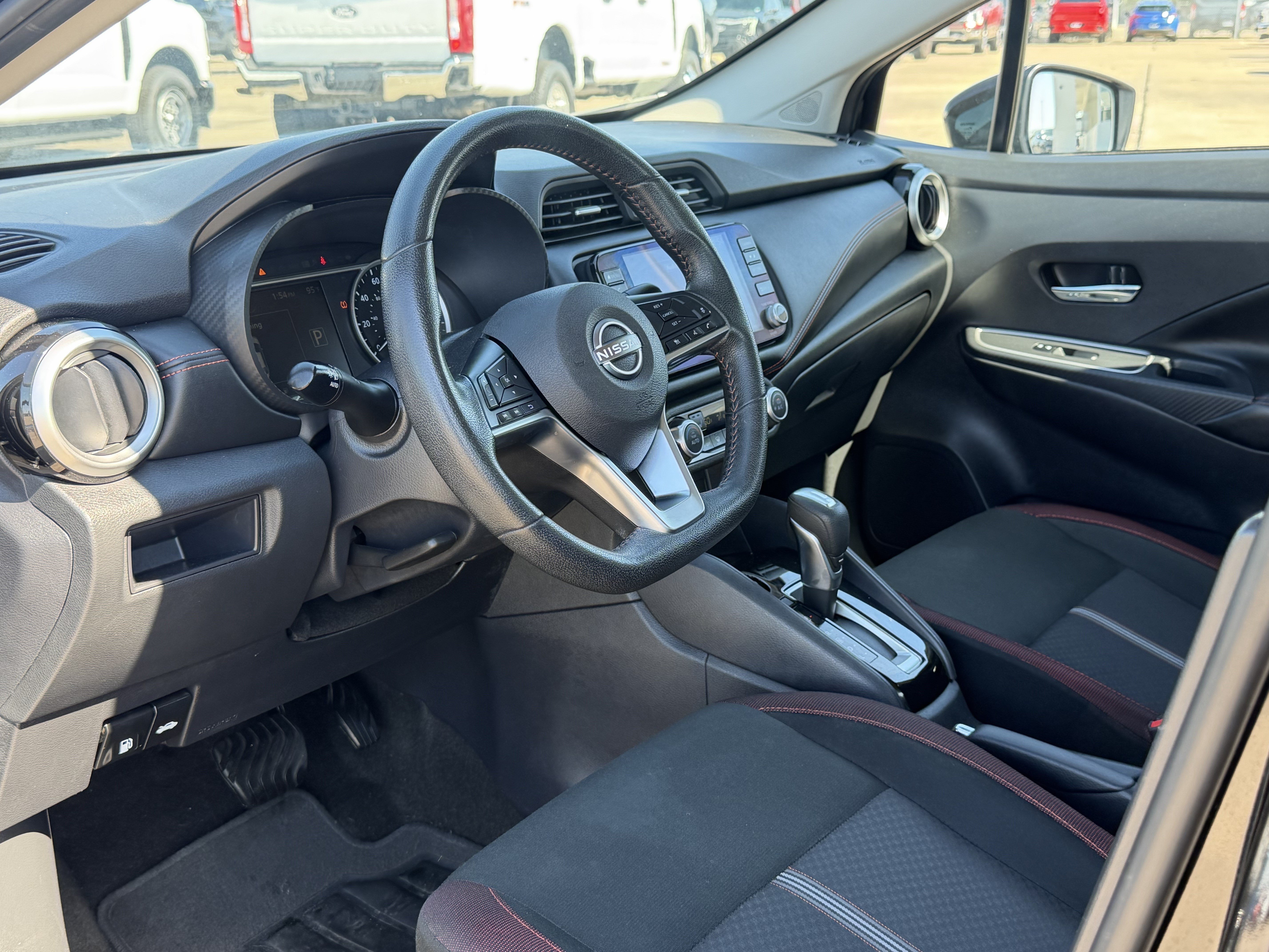 Used 2024 Nissan Versa SR FWD image 12