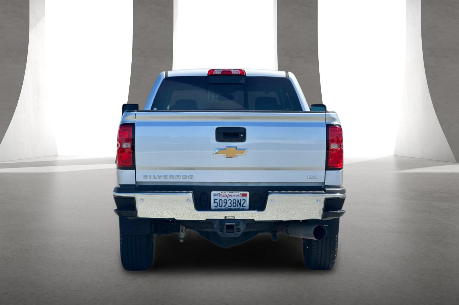 Used 2019 Chevrolet Silverado 2500 LTZ w/ Duramax Plus Package AWD/4WD image 5