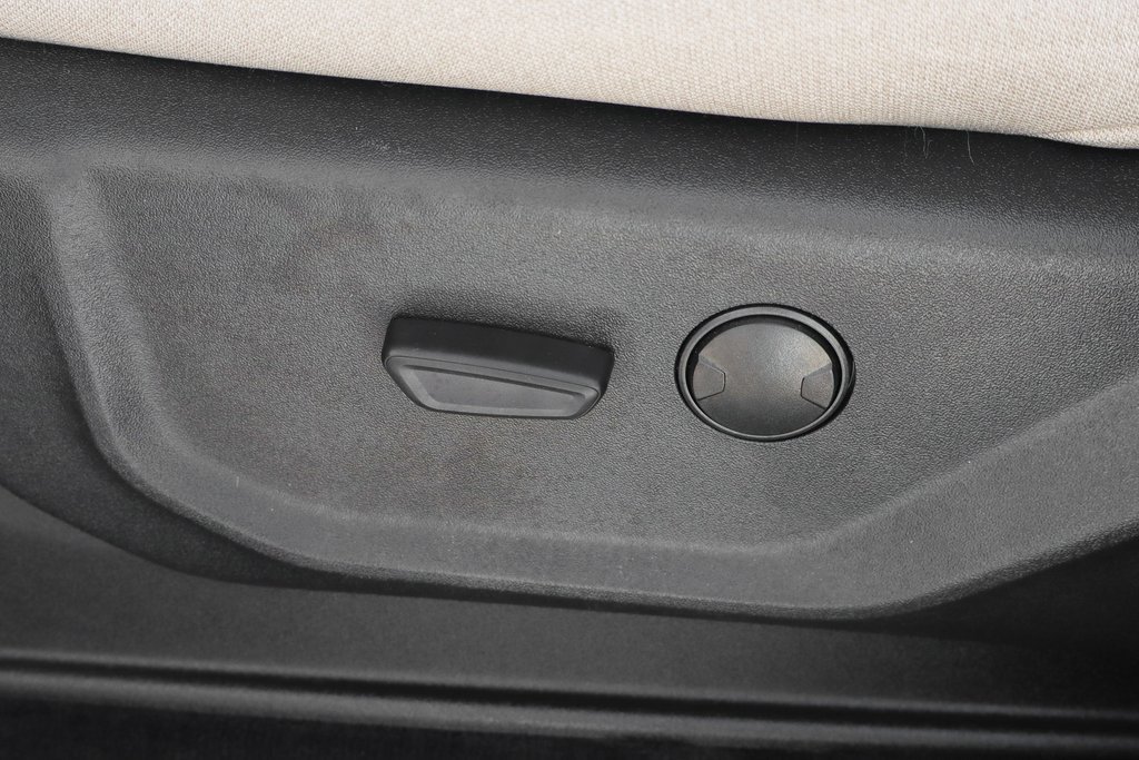 Used 2022 Ford Expedition XLT AWD/4WD image 19