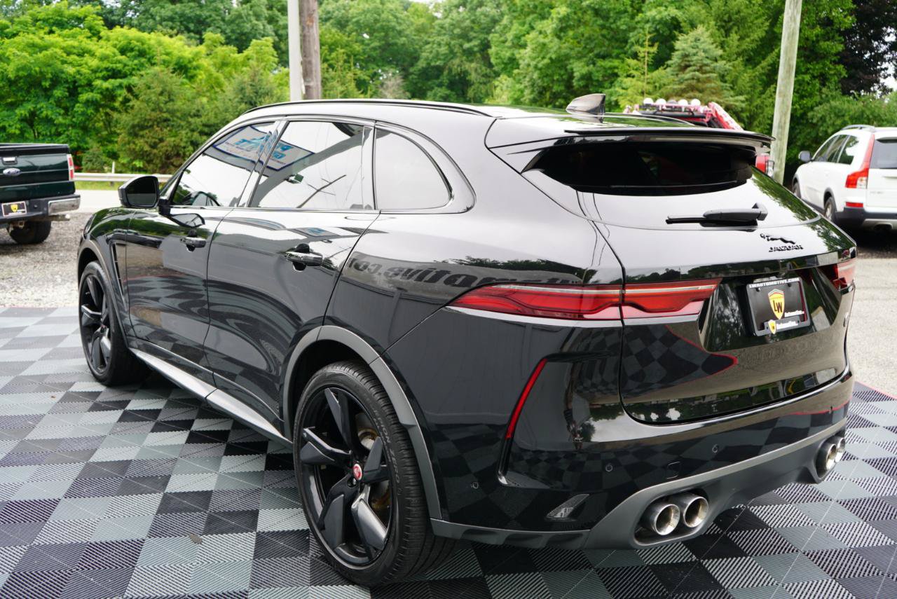 Used 2021 Jaguar F-PACE SVR AWD/4WD image 10