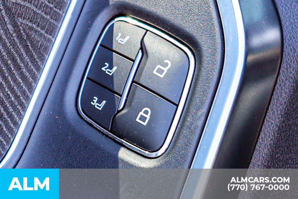 Used 2025 Ford F250 Platinum AWD/4WD image 50