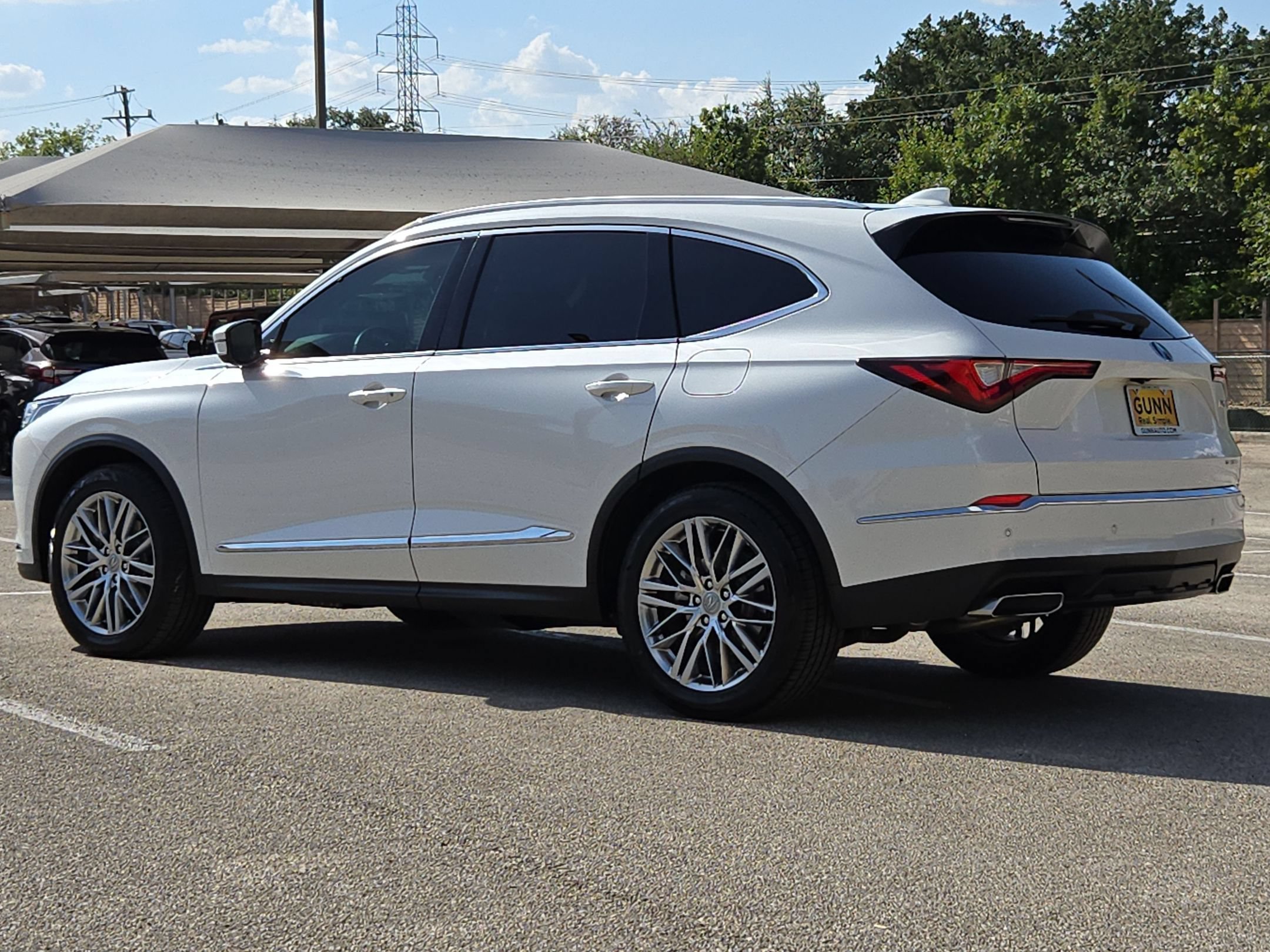 Certified 2023 Acura MDX w/ Advance Package AWD/4WD image 5
