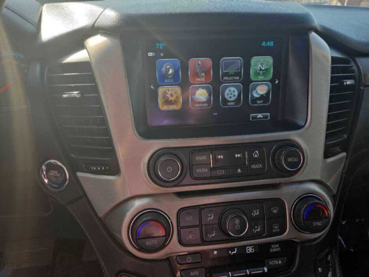 Used 2018 GMC Yukon XL Denali w/ Open Road Package image 17