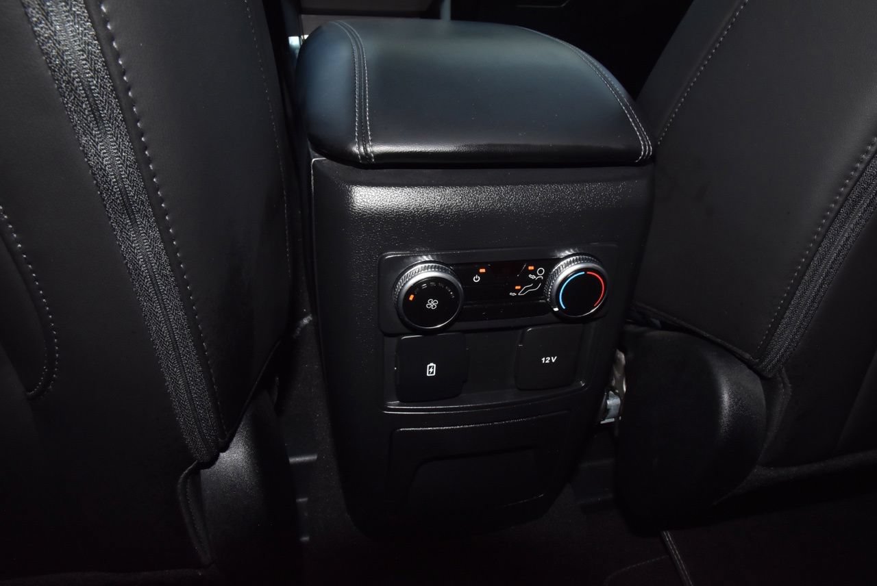 Used 2024 Ford Explorer XLT w/ Equipment Group 202A AWD/4WD image 19