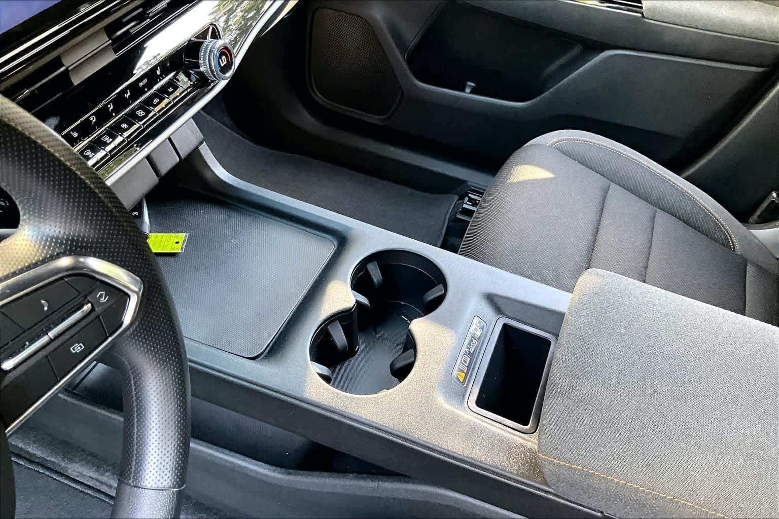 Used 2024 Honda Prologue EX image 15