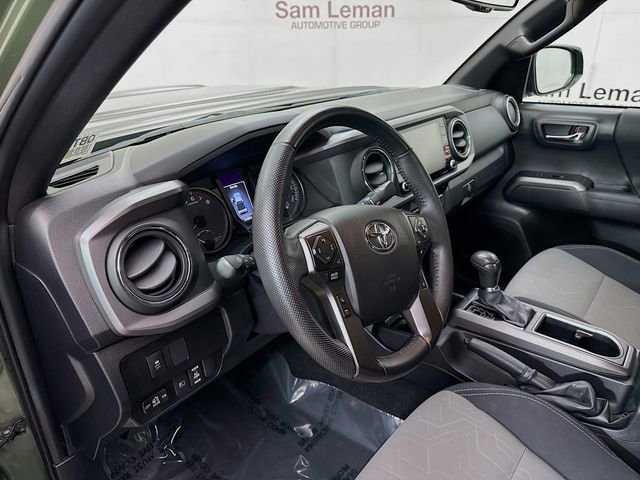 Used 2022 Toyota Tacoma TRD Sport image 9
