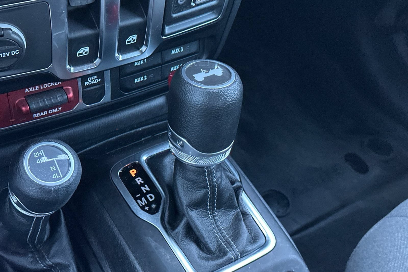 Used 2024 Jeep Wrangler Sport AWD/4WD image 19