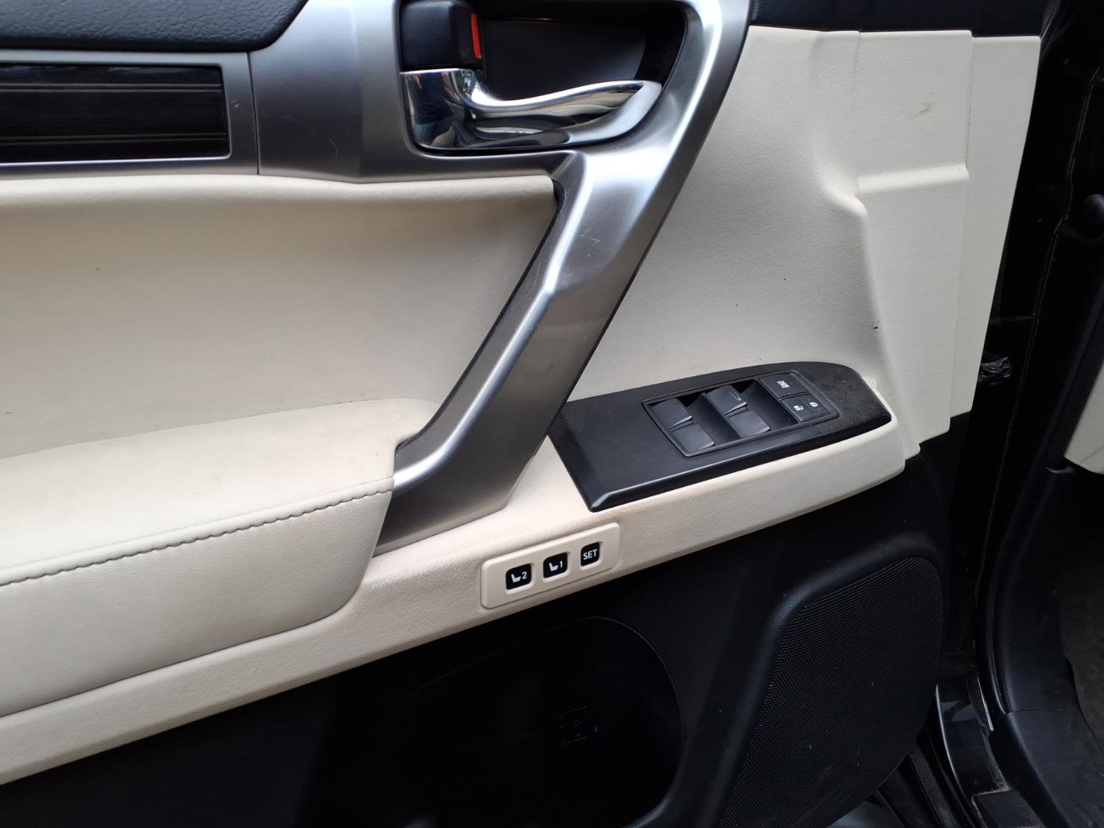 Certified 2022 Lexus GX 460 Premium w/ Premium Plus Package AWD/4WD image 15