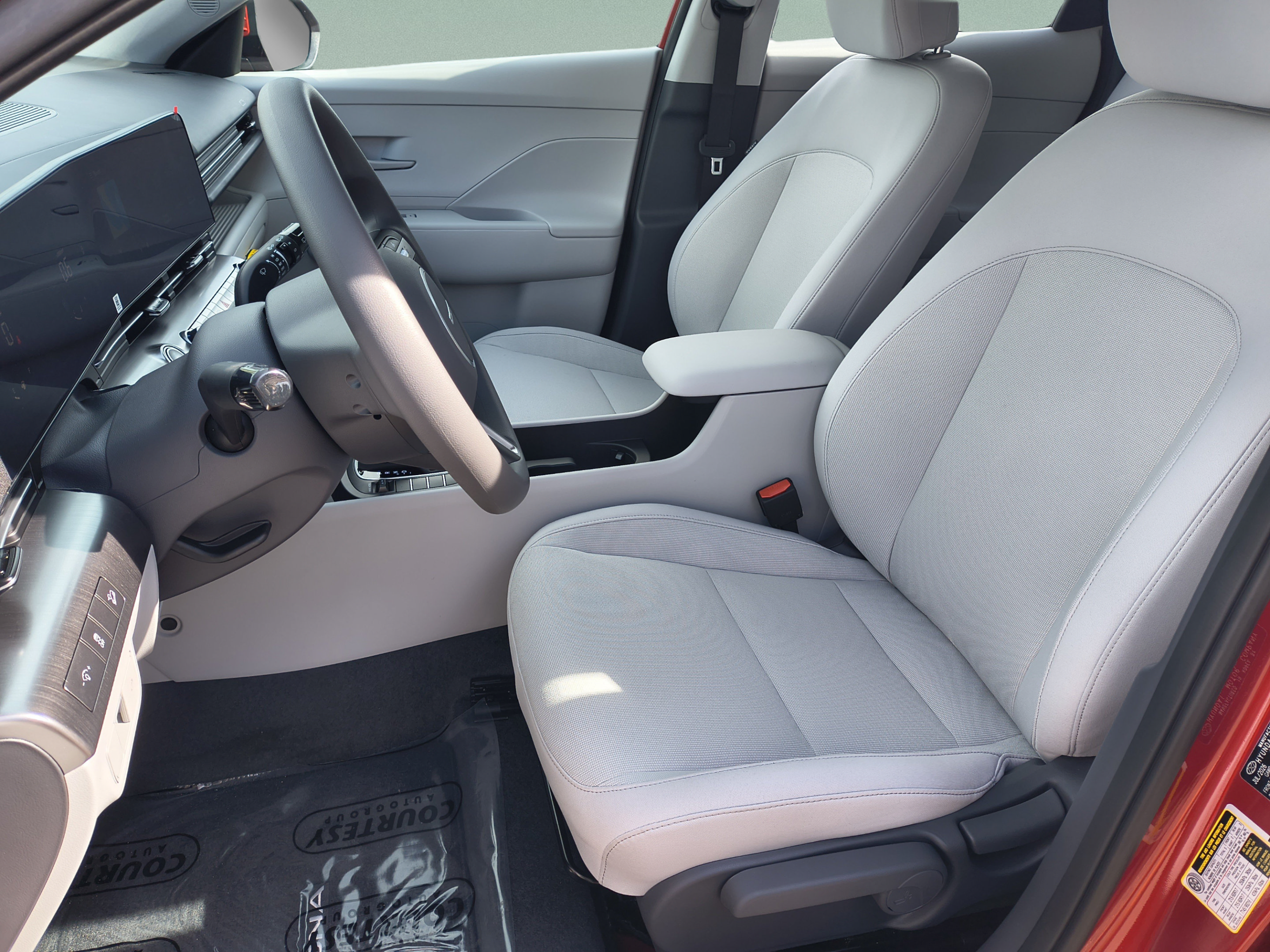 New 2027 Hyundai Kona SE FWD image 18
