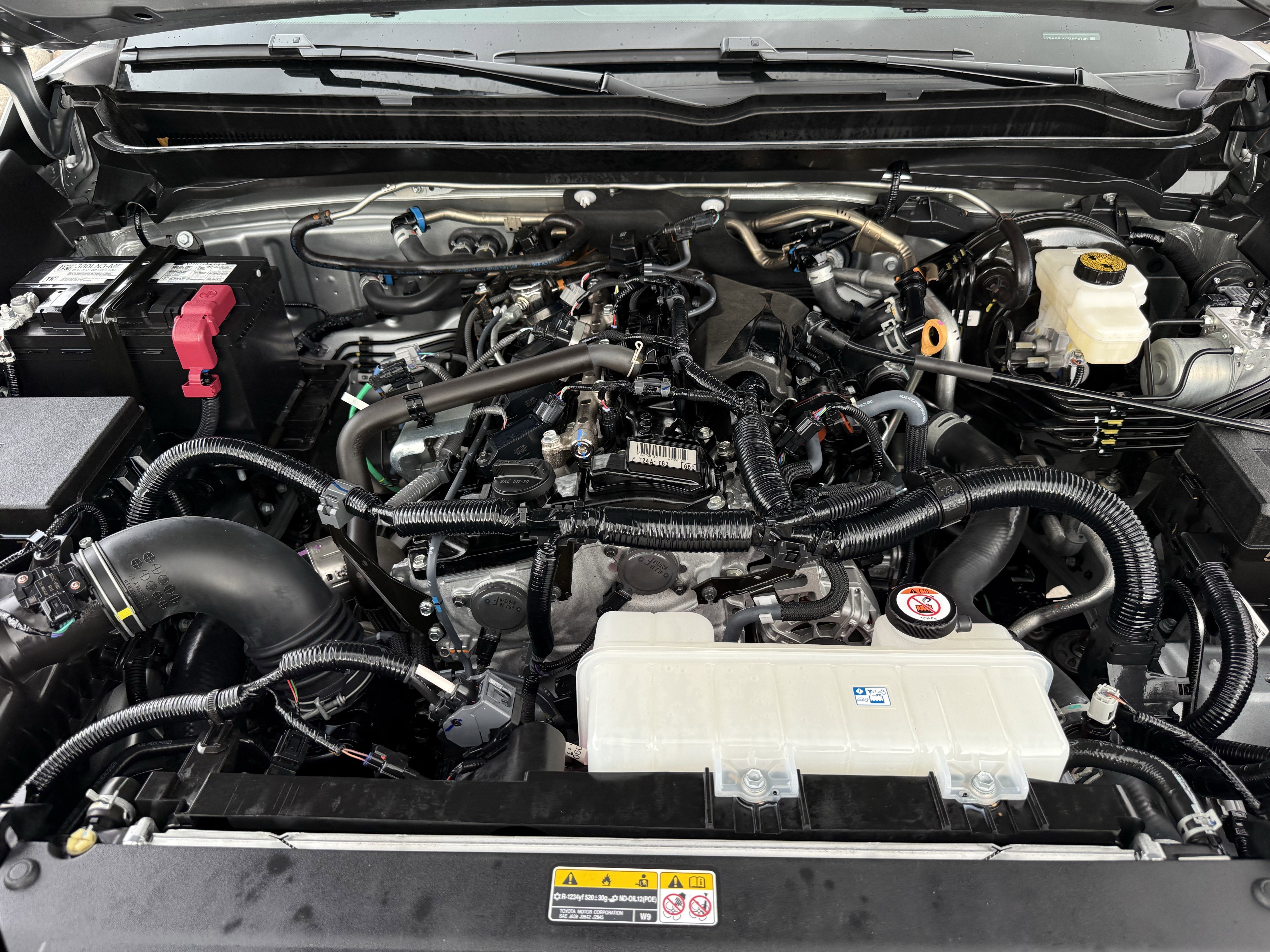 Used 2025 Toyota Tacoma SR5 image 33