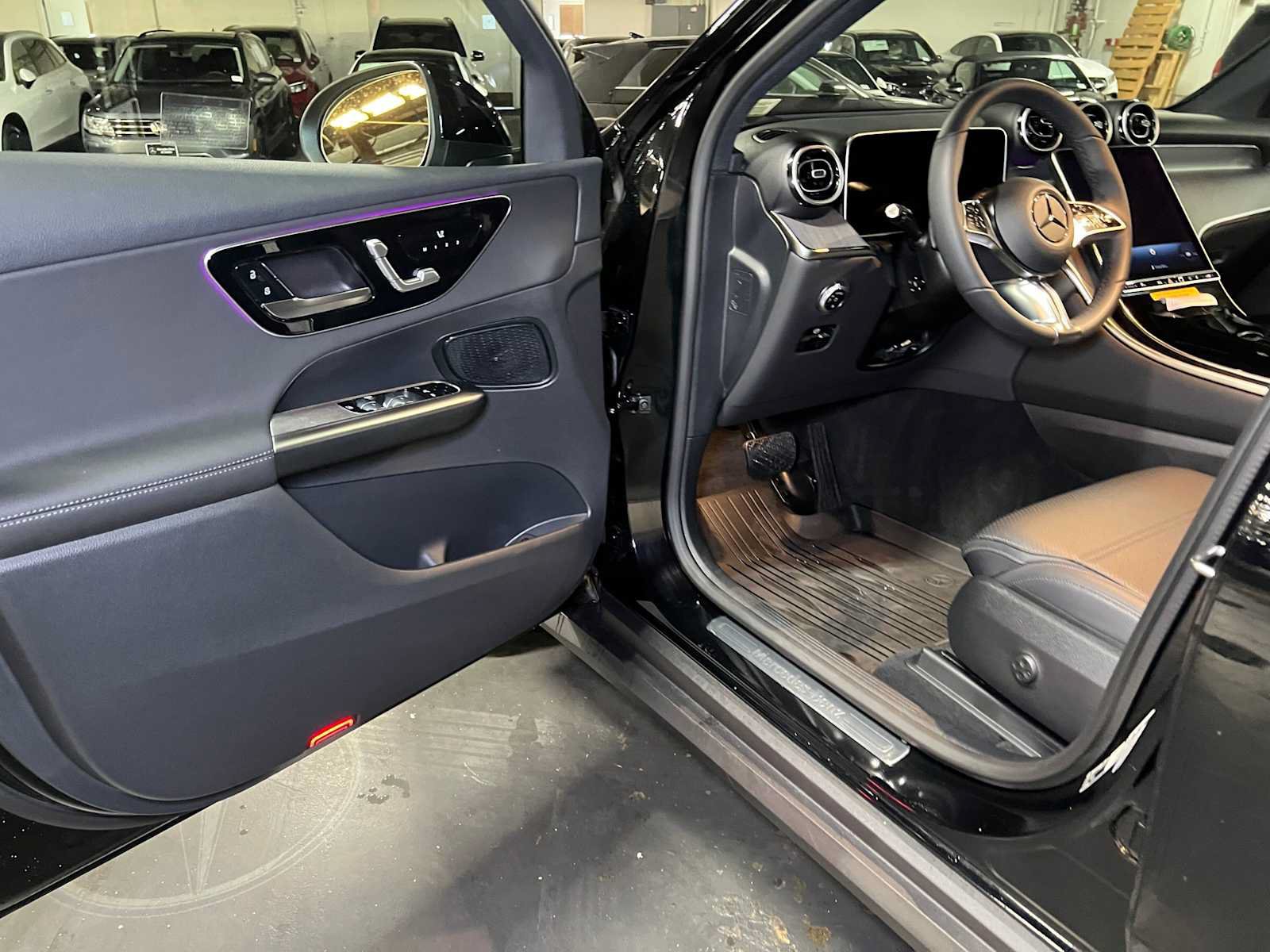 Used 2026 Mercedes-Benz GLC 300 4MATIC image 22
