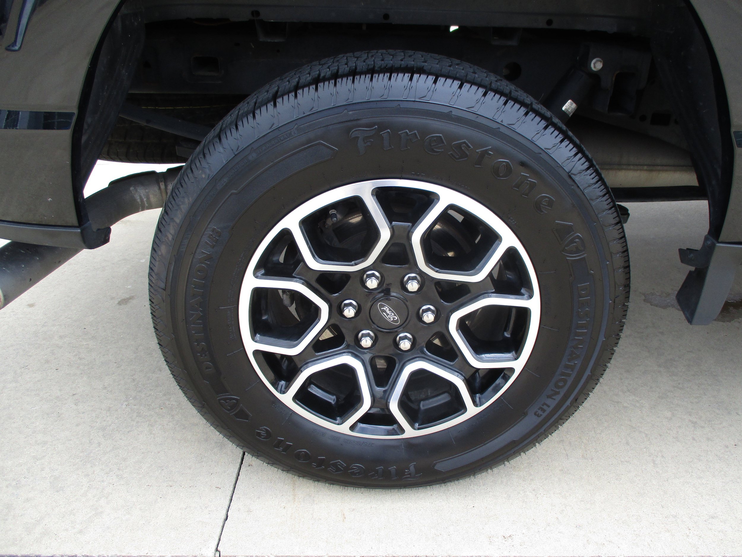 Used 2022 Ford F150 XLT w/ Equipment Group 302A High AWD/4WD image 17